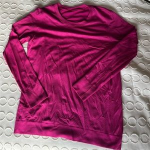 COPY - Lululemon swiftly, breathe, long sleeve shirt